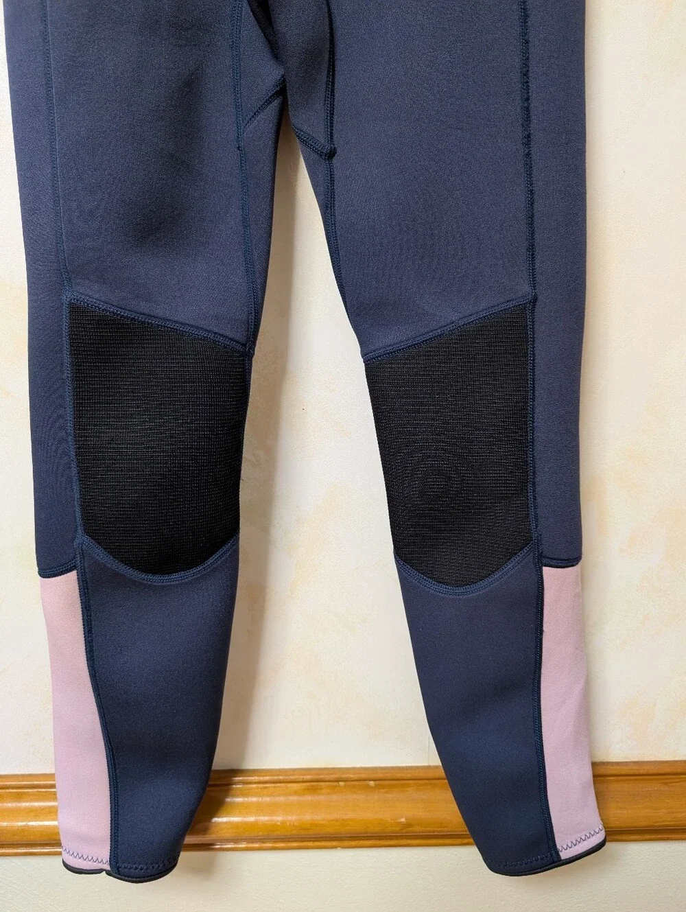 Goldfin Wetsuit - Blue & Pink, Girls size 12